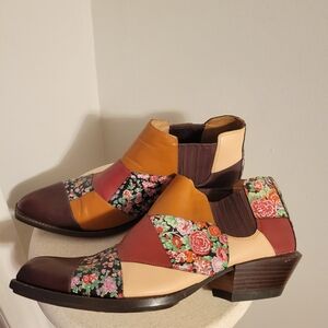 Coach Patchwork Bandit Leather Ankle Booties size 9
